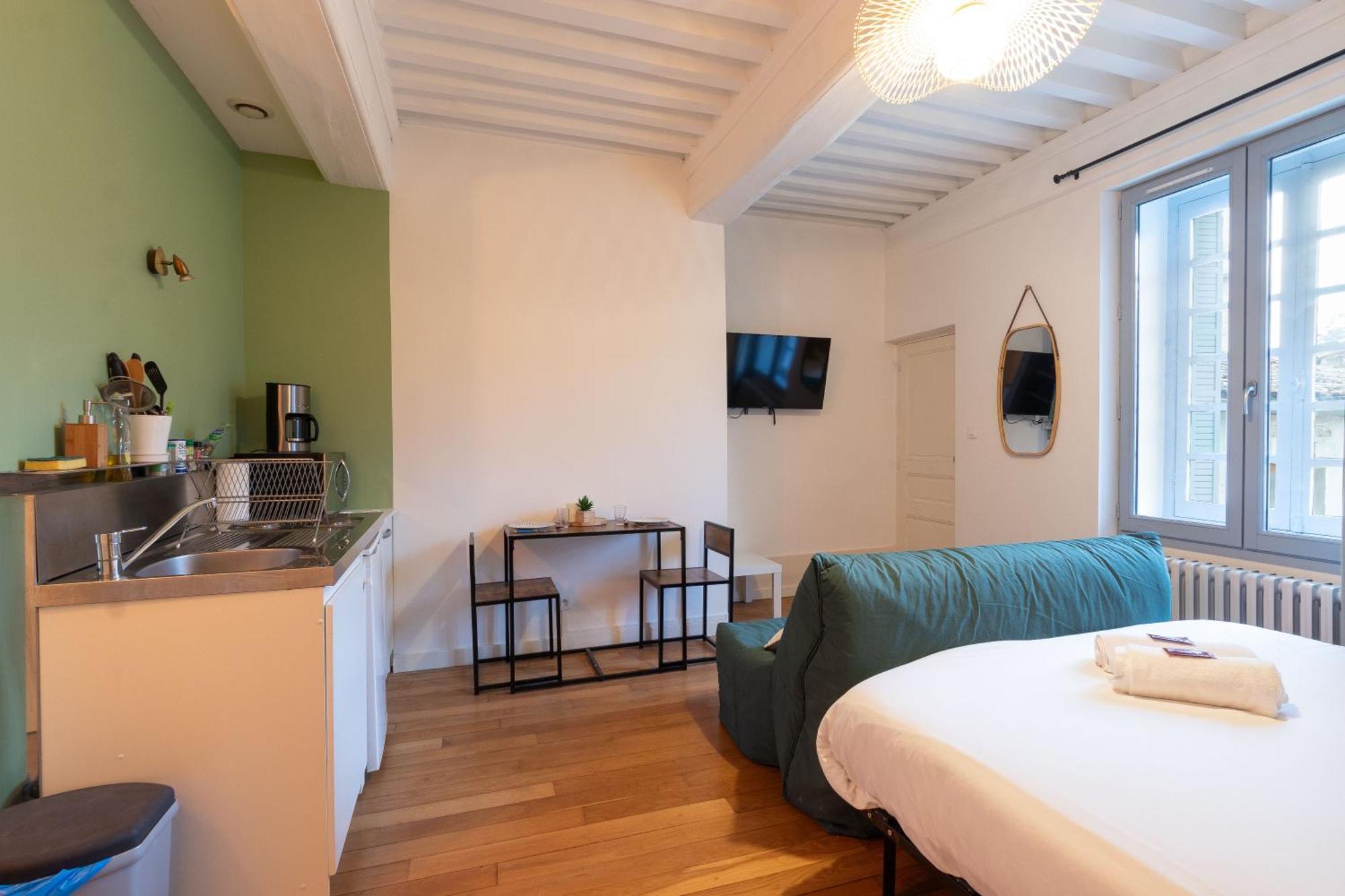 Cabana & La Place De L'Abbaye - Centre-Ville, Jardin 클뤼니 외부 사진